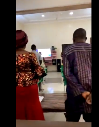 Nigerian mother makes her entire family dress up for