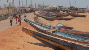 The government has issued an alert, asking fishermen not to go into the sea