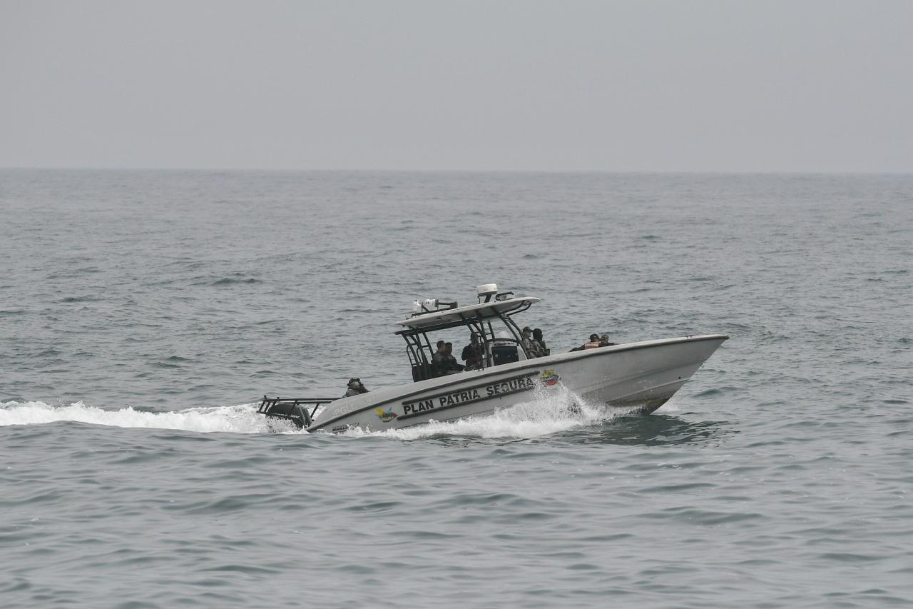 Venezuela arrests two US ?mercenaries? after beach raid (photos)