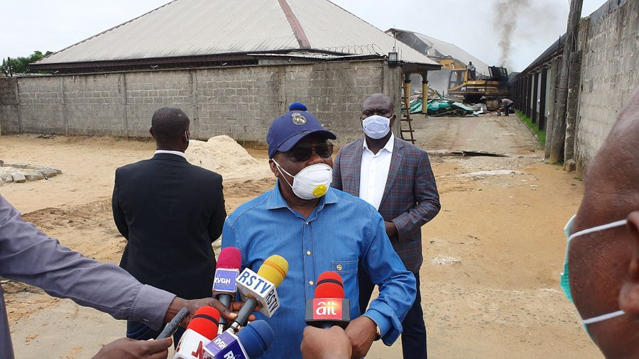 Governor Wike supervises demolition of two hotels for violating lockdown rules (photos/videos)