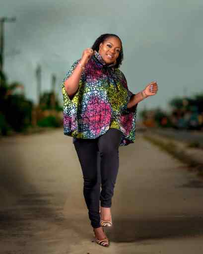 Download Queen Ronny To Give Out Cash To Celebrate Birthday ...