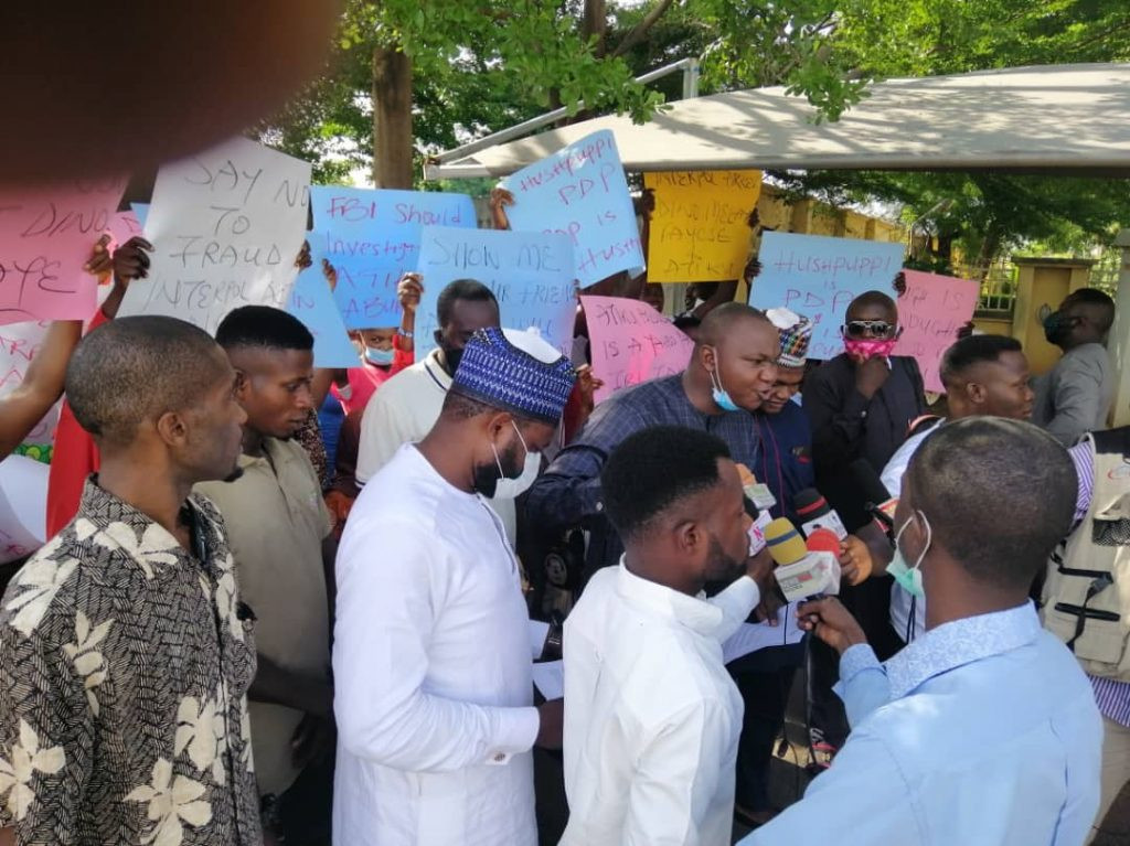 Hushpuppi: Protesters storm US Embassy, demand arrest of Atiku and Dino Melaye (photos)
