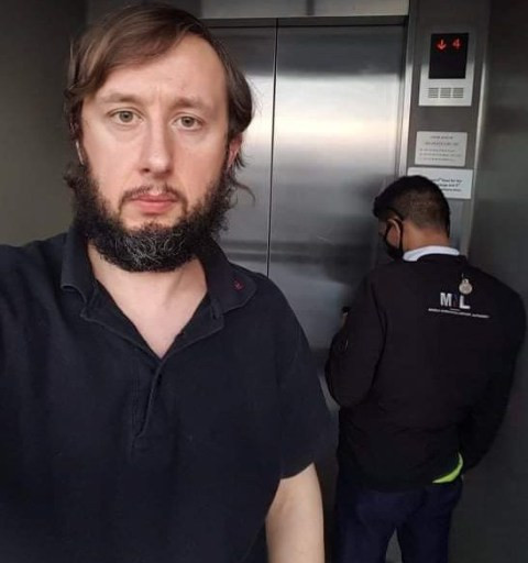 Man stranded in Philippines airport for 110 days due to coronavirus lockdown (photos)