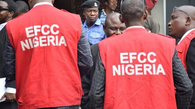 12 EFCC officials suspended indefinitely