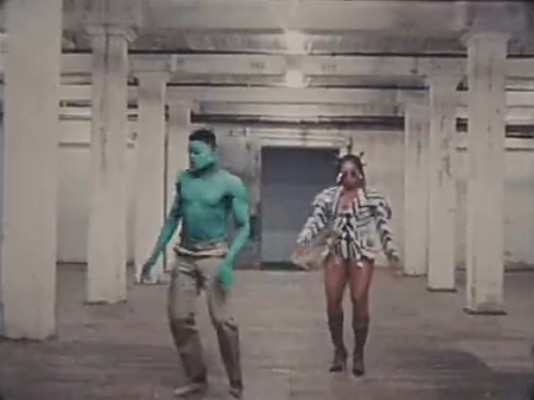 Beyonce does Leg work, Gbese and other Nigerian/African dances in 