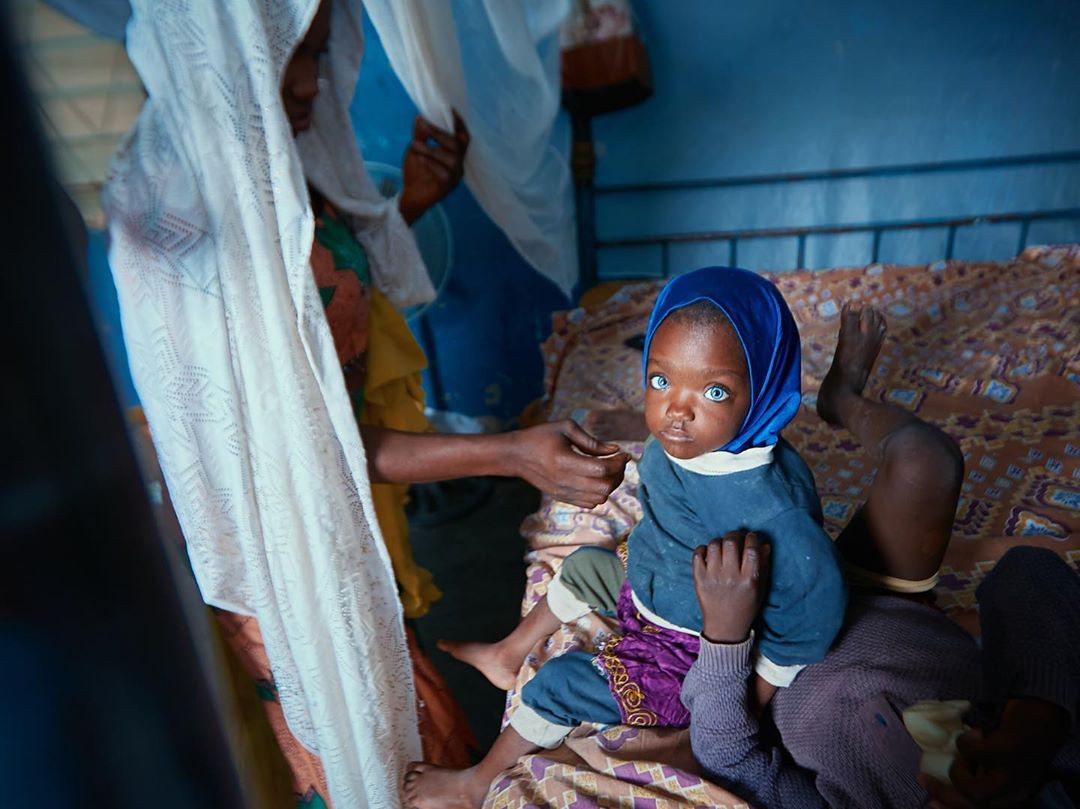 Stunning new photo of Kwara mother and daughters who went viral recently because of their blue eyes