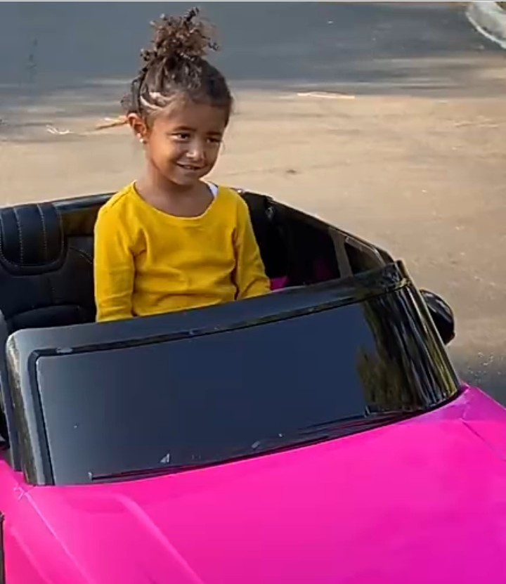 Vanessa Bryant thanks everyone for the love shown her family on Kobe Bryant day after Ciara visited and gifted her daughter a mini Range Rover (photos)