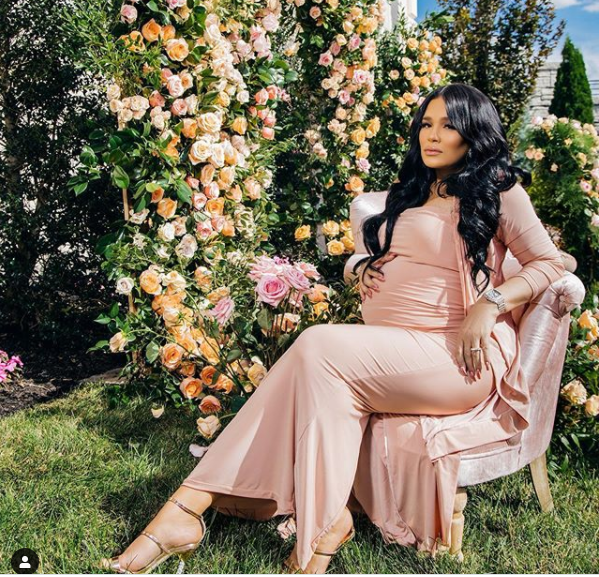 Rapper Fabolous and Emily Bustamante celebrate Baby No. 3 with ?Baby In Bloom? baby shower (Photos)