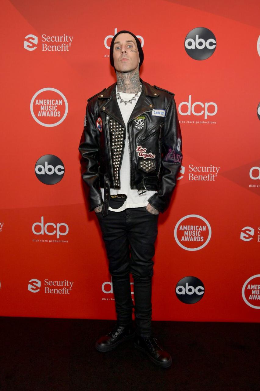 See how celebrities turned up for the 2020 American Music Awards (photos)