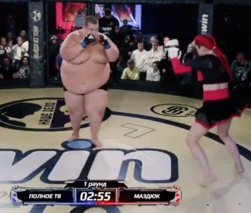 Lightweight woman knocks out 529-pound man to win inter-gender 