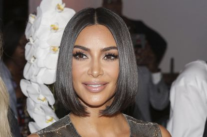 Kim Kardashian wants to give 1000 people 0 each