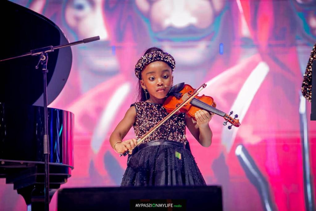 Photos of NFF President, Amaju Pinnick and his family at his 50th birthday bash