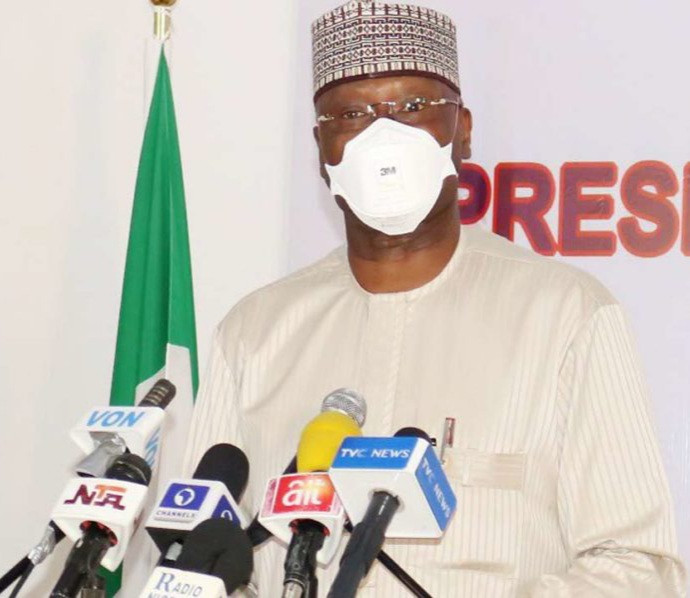FG suspends passports of 100 passengers who refused post-arrival COVID-19 test