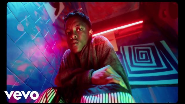 Olamide Loading VIDEO DOWNLOAD