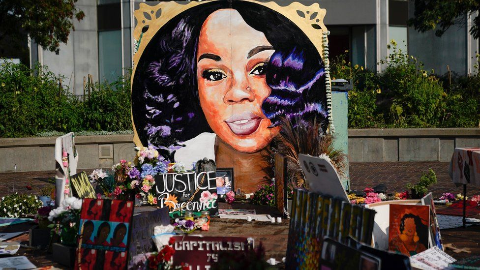 memorial for Breonna Taylor in Louisville