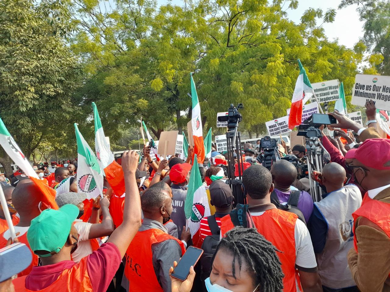 NLC and TUC members embark on nationwide protest (photos)