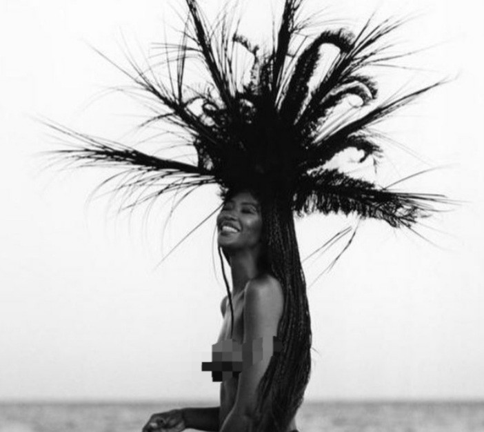 Naomi Campbell bares it all as she goes topless for a shoot (photo)