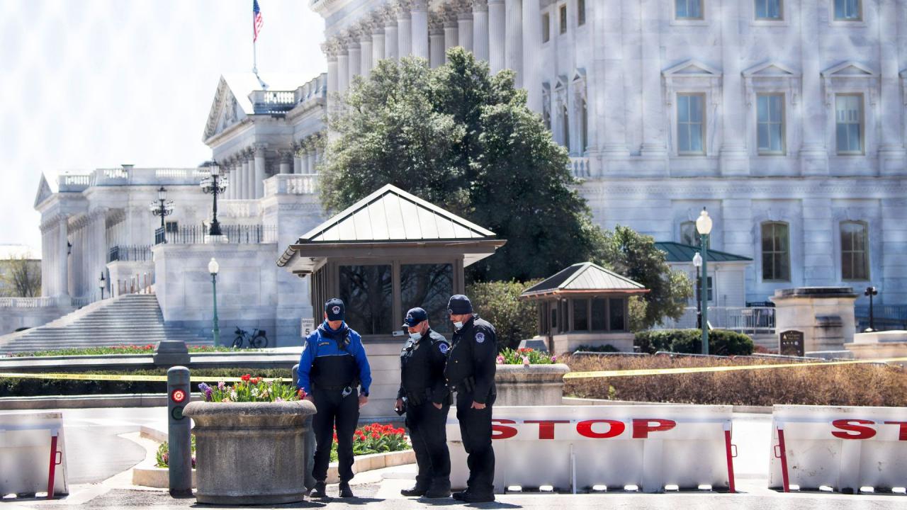 US Capitol police "struggling" after second deadly attack, with many set to retire or change jobs - Police union chief says