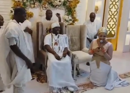 "Your queens will multiply"- Prophetess Olori Naomi jokingly prays for her husband, Ooni of Ife at her birthday dinner (video)