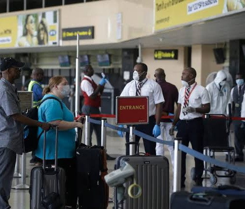 U.S. warns citizens to avoid 14 Nigerian states in travel advisory