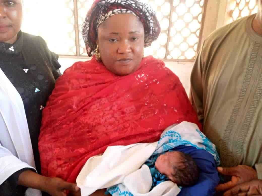 Newborn baby found abandoned at Kwara local government secretariat 