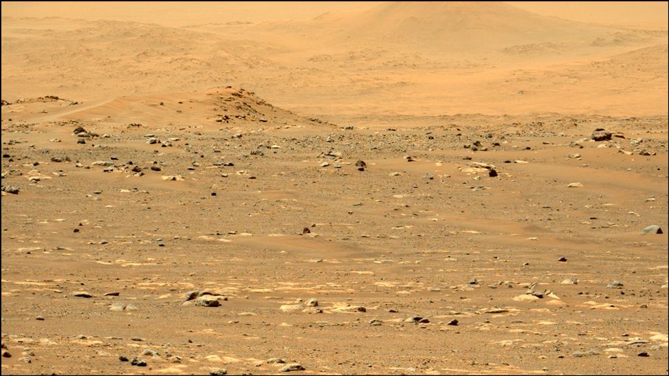 Mars landscape photographed by Nasa's Perseverance rover's left Mastcam-Z camera, on 22 March 2021