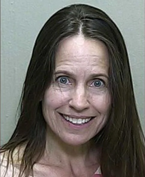 Naked woman trashing restaurant is tasered in boobs by police