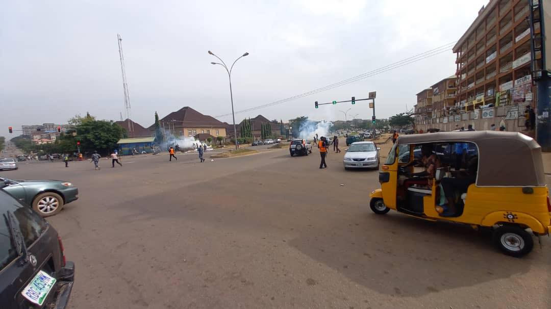  Police allegedly teargas June 12 protesters in Abuja (photos)