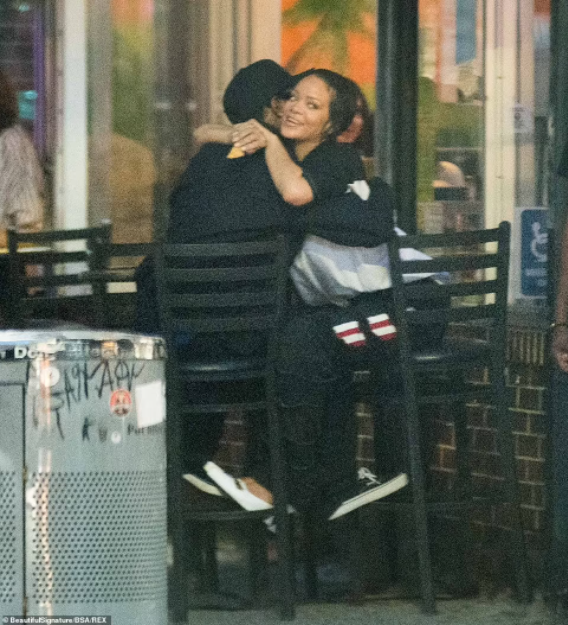 Rihanna and boyfriend A$AP Rocky get cuddly while on a romantic date in New York City (photos)