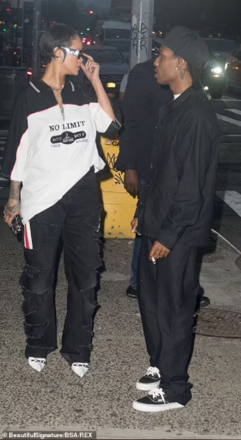 Rihanna and boyfriend A$AP Rocky get cuddly while on a romantic date in New York City (photos)