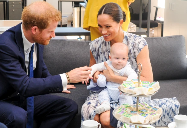 Thomas Markle promises to take Meghan Markle to court so he can meet his grandkids (video)