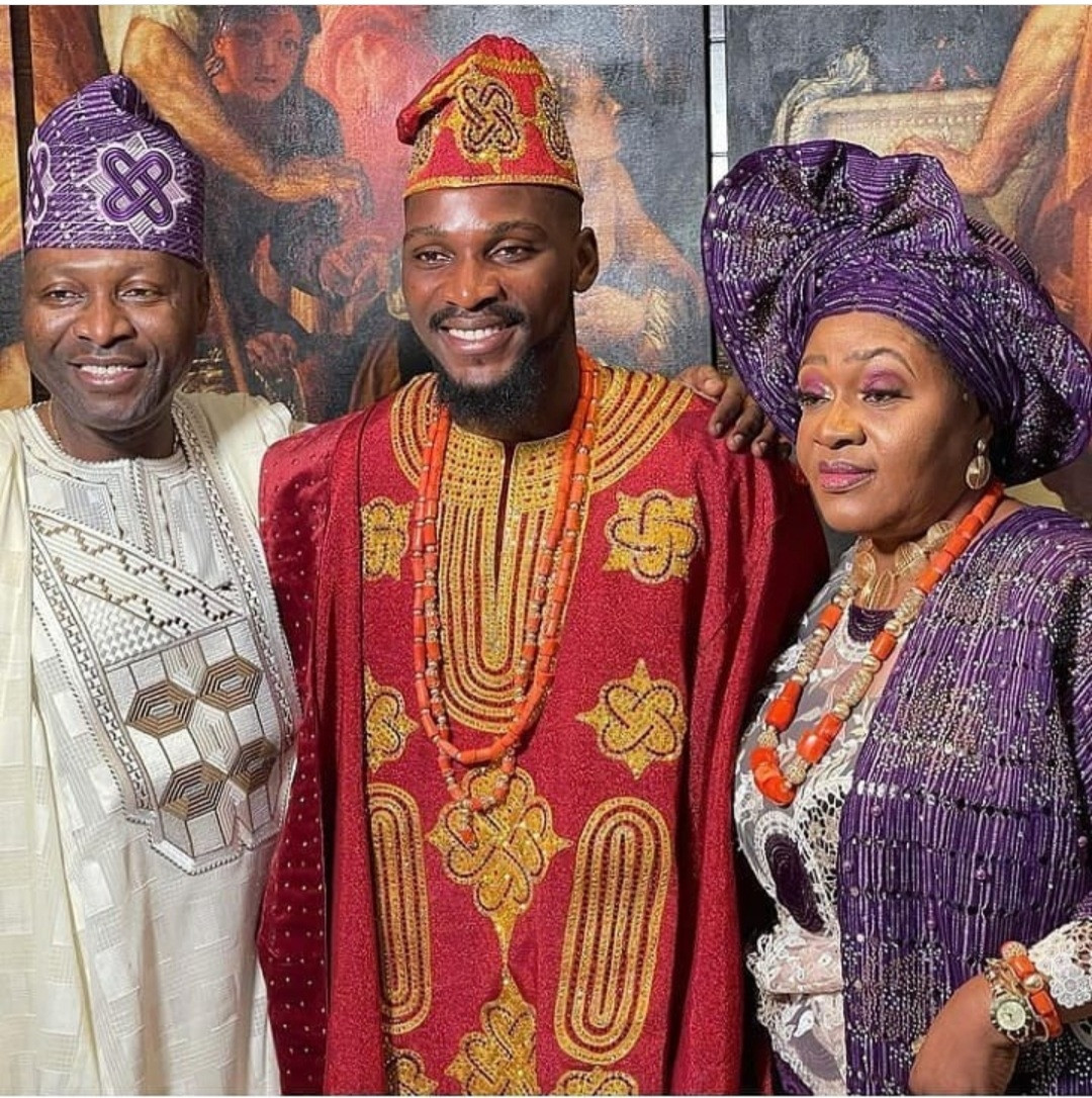 Tobi Bakre and Anu Oladosu have their engagement ceremony (photos/video)