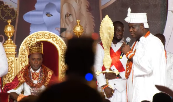 Olu Of Warri: Tshola Emiko Crowned Ogiame Atuwatse III (photos/Video)
