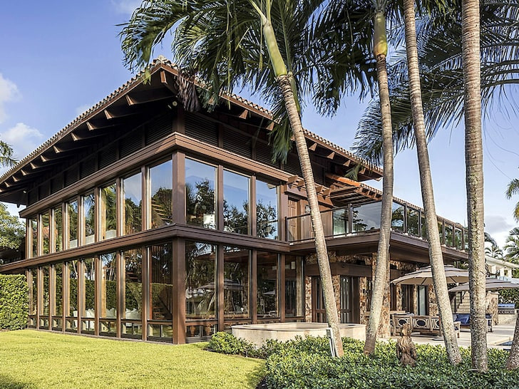 Joe Jonas and Sophie Turner buy Miami mansion for m