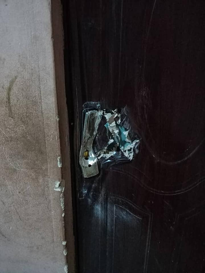 Nigerian journalist accuses EFCC officials of breaking her gate, doors and barging into her home in Abia (photos)