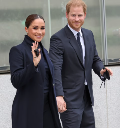 Prince Harry and Meghan Markle visit the 9/11 memorial and One World Trade Center during their first major public appearance since welcoming daughter (photos)