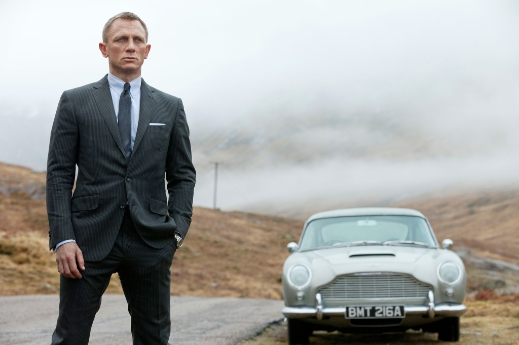 James Bond: Actor Daniel Craig honored by Royal Navy, made honorary commander to match on-screen rank of 007