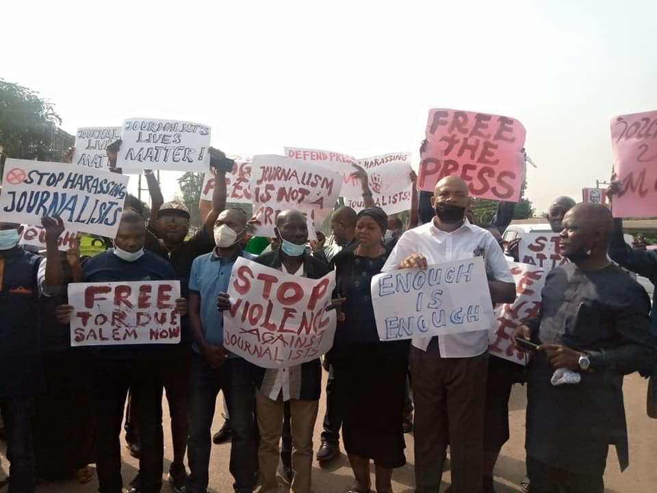 Journalists storm police headquarters in Abuja as they protest over missing colleague, Tordue Salem