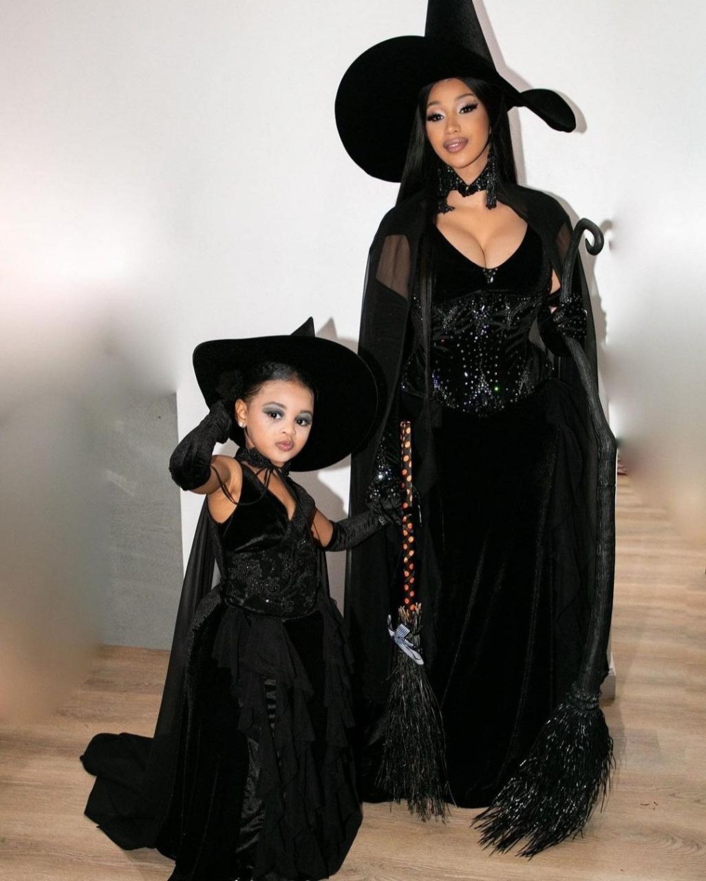Cardi B and daughter don witch costumes for Halloween (photos)