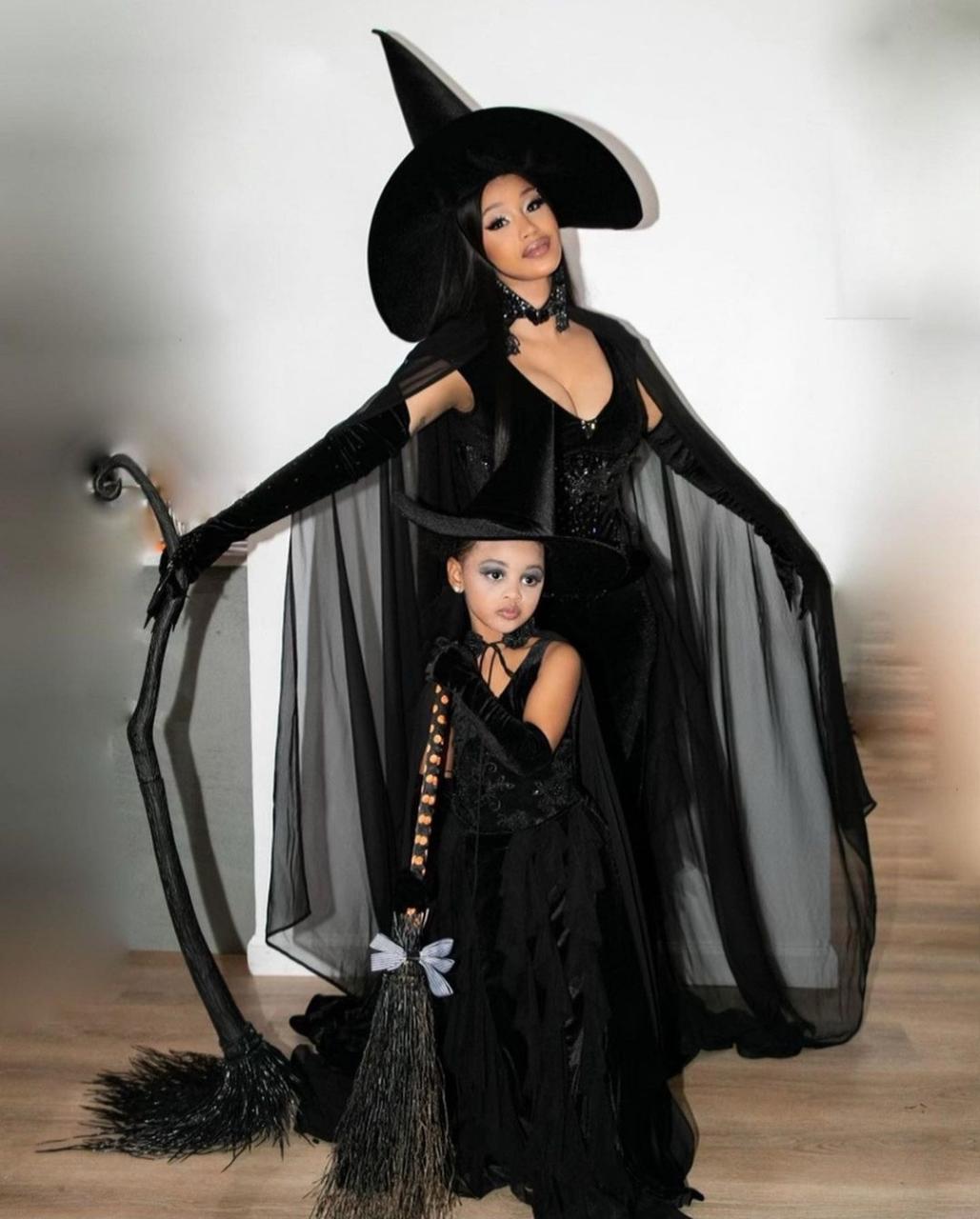 Cardi B and daughter don witch costumes for Halloween (photos)