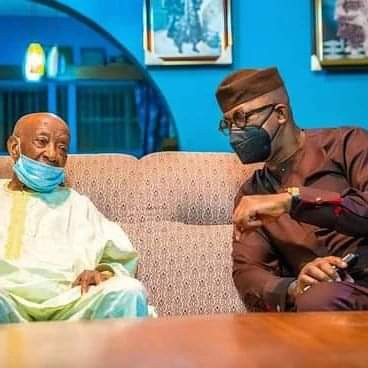 Ogun state gov pays condolence visit to father of Femi Osibona, owner of 21 storey building that collapsed in Ikoyi