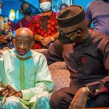 Ogun state gov pays condolence visit to father of Femi Osibona, owner of 21 storey building that collapsed in Ikoyi
