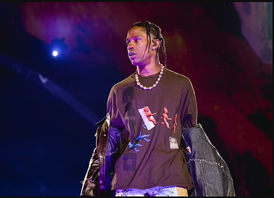 Update: More than 125 fans file $750 million lawsuit against Travis Scott over Astroworld tragedy