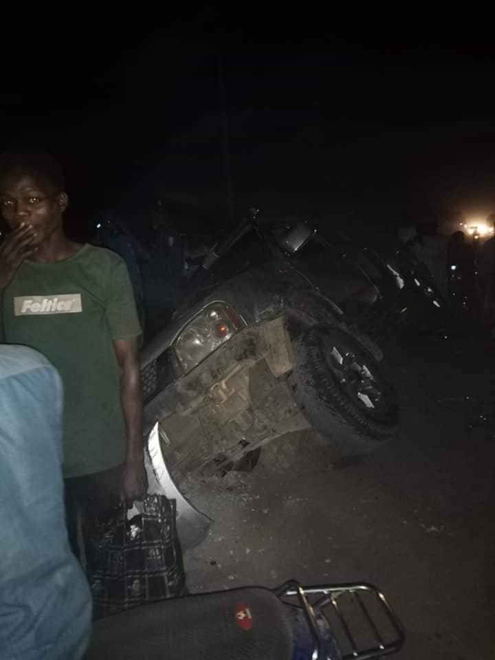 Driver injured as truck conveying alcohol falls into ditch near Hisbah office in Kano (photos) 