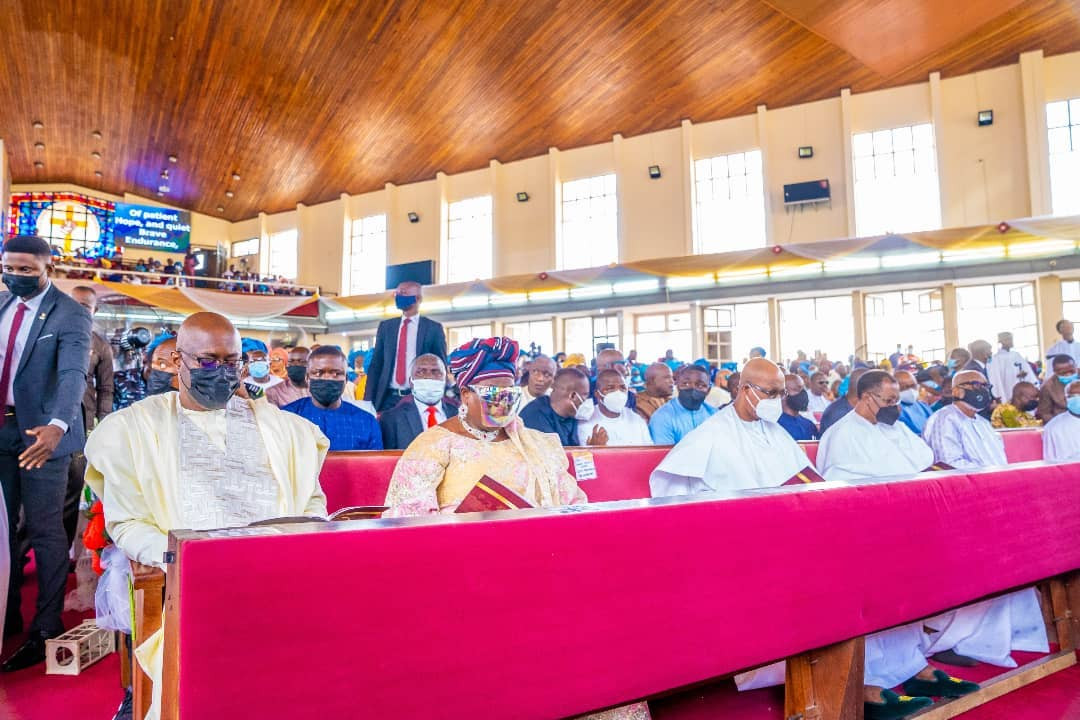 Photos from the wedding of the Speaker of Oyo State House of Assembly, Rt. Hon. Adebo Ogundoyin, and his heartrob, Olamidun Majekodunmi