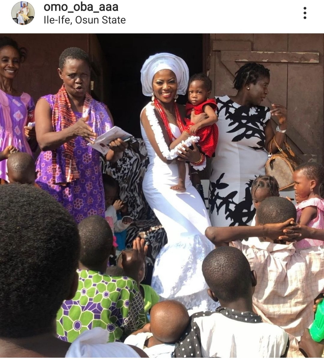 Nigerians troop to IG account of alleged new wife of Ooni of Ife where she calls herself "Aya Oba"