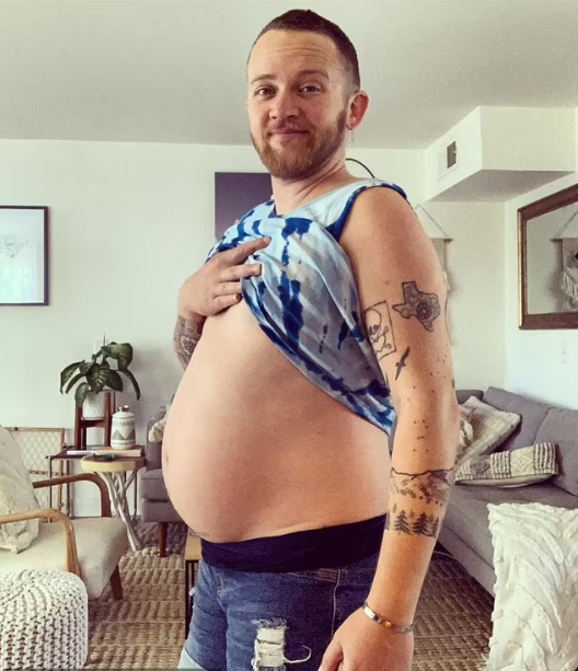 Transgender man who gave birth slams nurses who call him 