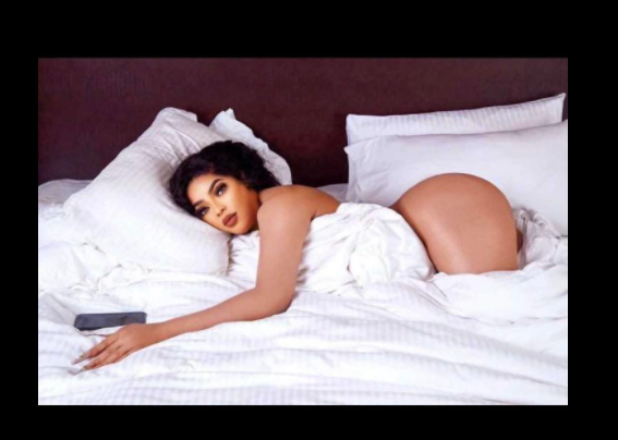 Bobrisky shares nude photo of himself, social media users claim they saw his balls after zooming in (photos)