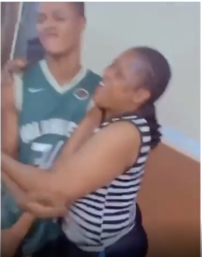 Twitter user shares her mother?s reaction to her brother cutting hair her mother has been complaining about (video)