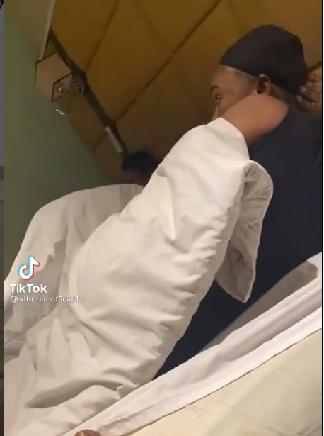Nigerian commercial s3x worker complains about her client (video)